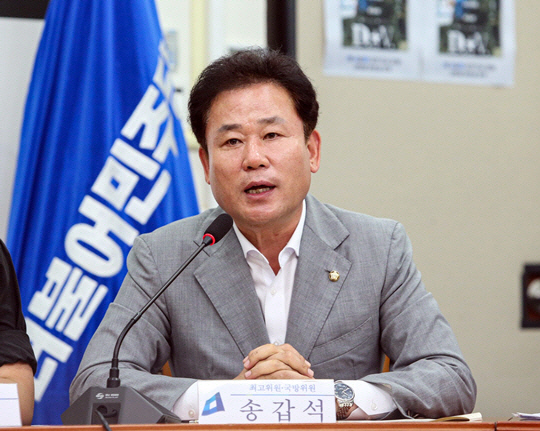 더불어민주당 최고위원인 송갑석 국회의원.<송갑석 국회의원 페이스북 사진 갈무리>